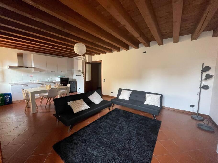 Apartment Black Mirror